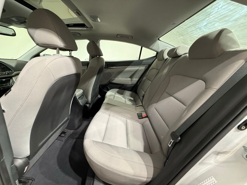 2018 Hyundai Elantra Value Edition 19