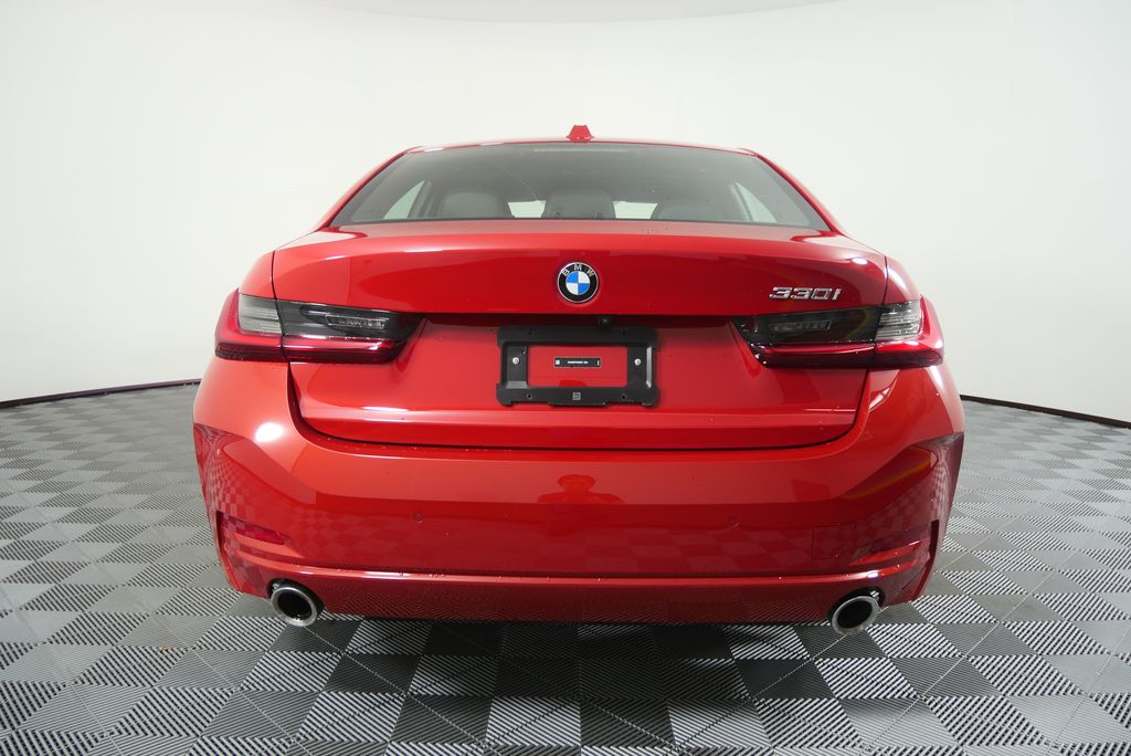 Thumbnail: 2024 BMW 3 Series - 4