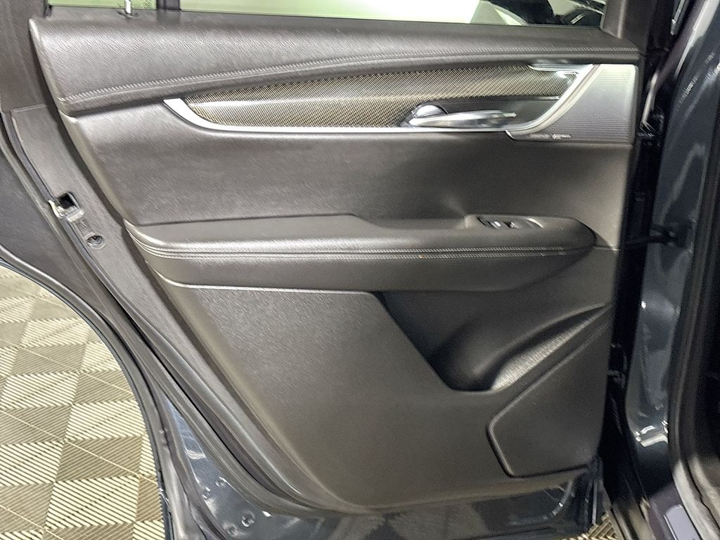 2020 Cadillac XT6 Sport
