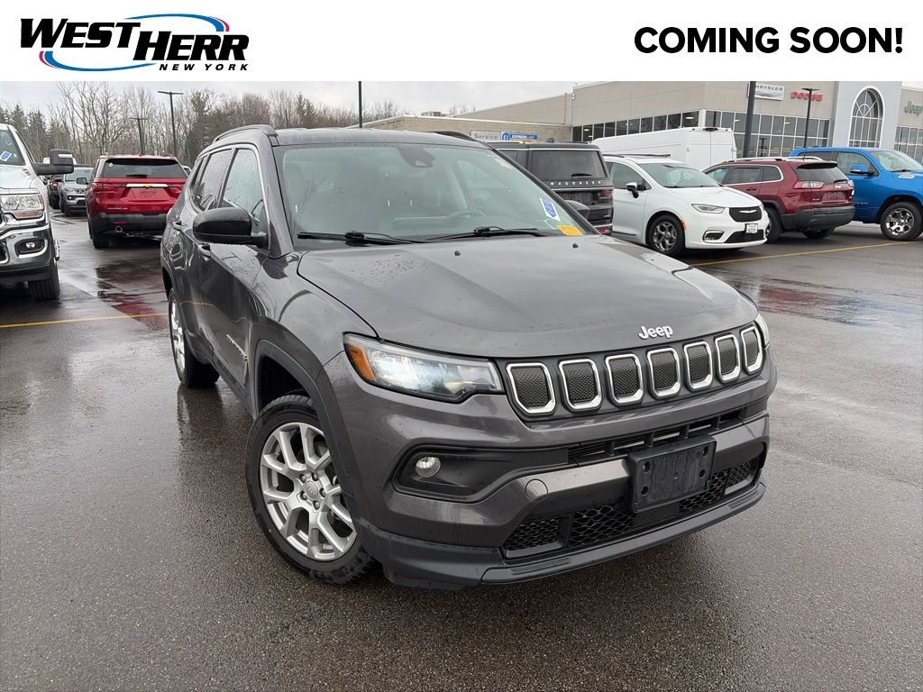 Gray (Granite Crystal Metallic Clearcoat) 2022 Jeep Compass Latitude Lux 4WD SUV / Crossover Four-Wheel Drive 9-Speed Automatic