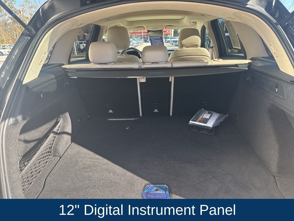 2022 Mercedes-Benz GLC 300 SUV