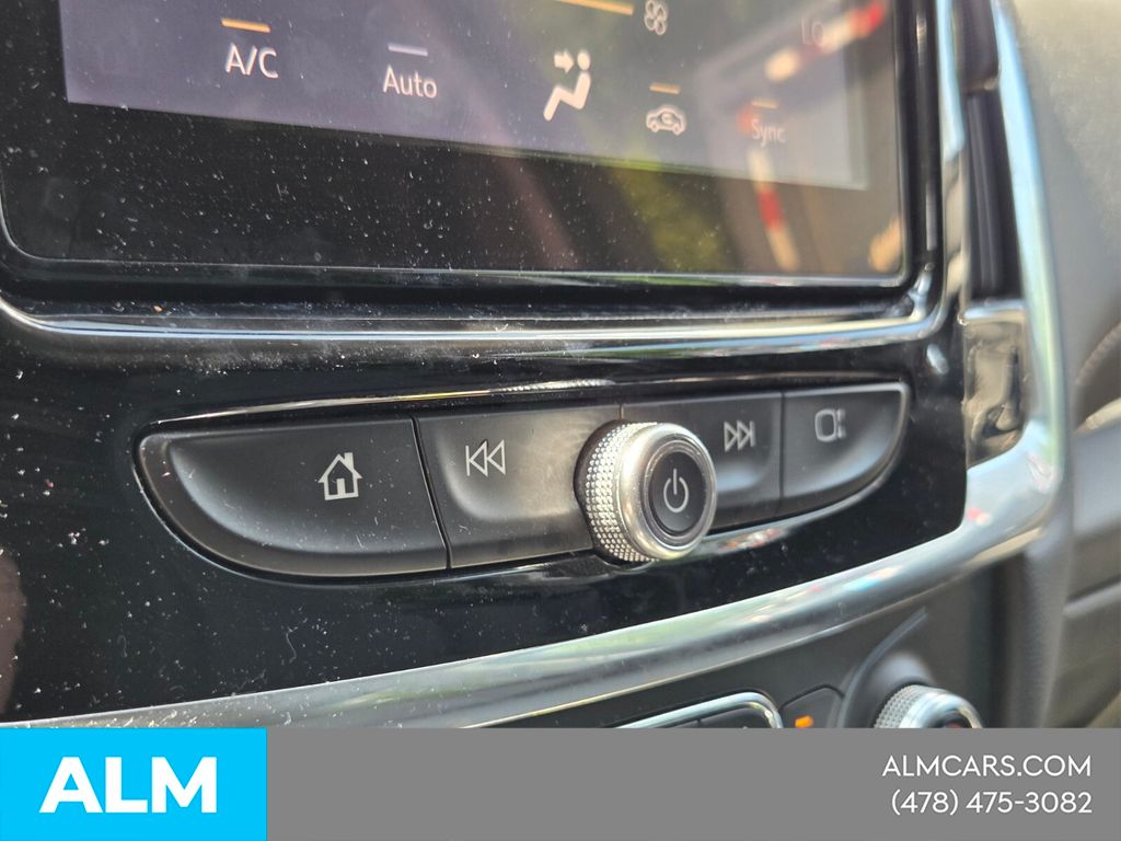 Used 2020 Silver Chevrolet LT image 21