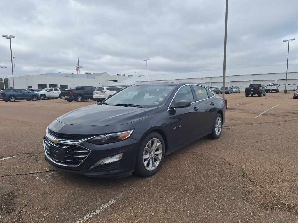 2023 Chevrolet Malibu LT with 1LT FWD
