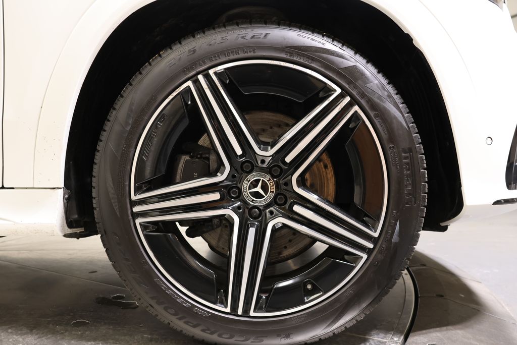 Thumbnail: 2026 Mercedes-Benz GLE - 14