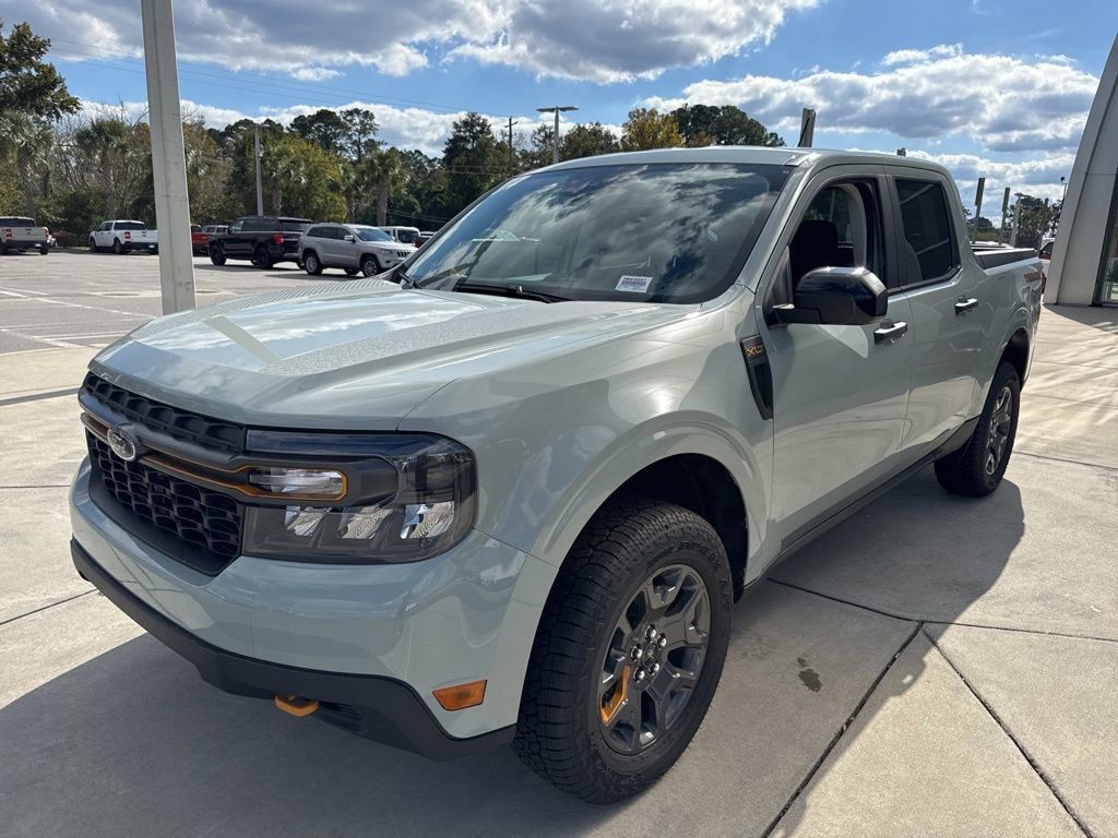 2024 Ford Maverick XLT