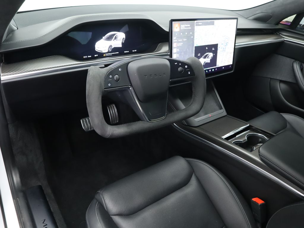 2022 Tesla Model S Plaid 9