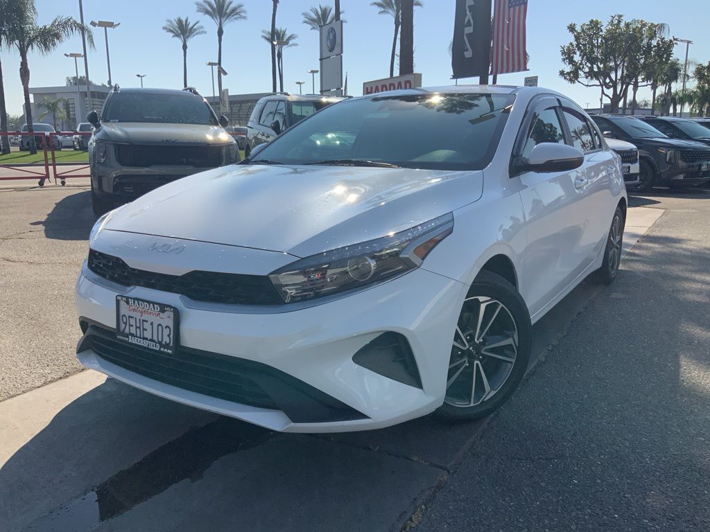 2023 Kia Forte LXS FWD