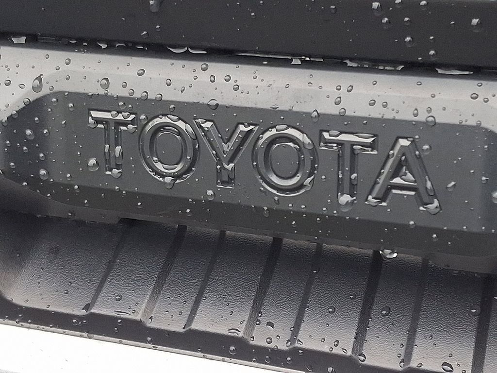 2022 Toyota Tundra SR5 30