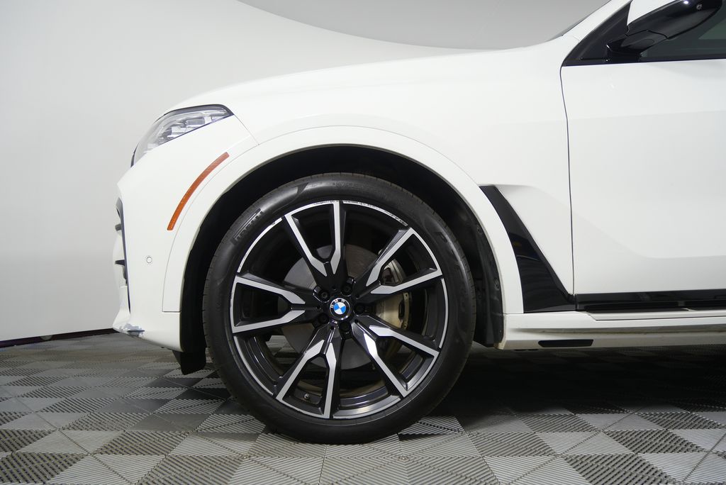 Thumbnail: 2020 BMW X7 - 7