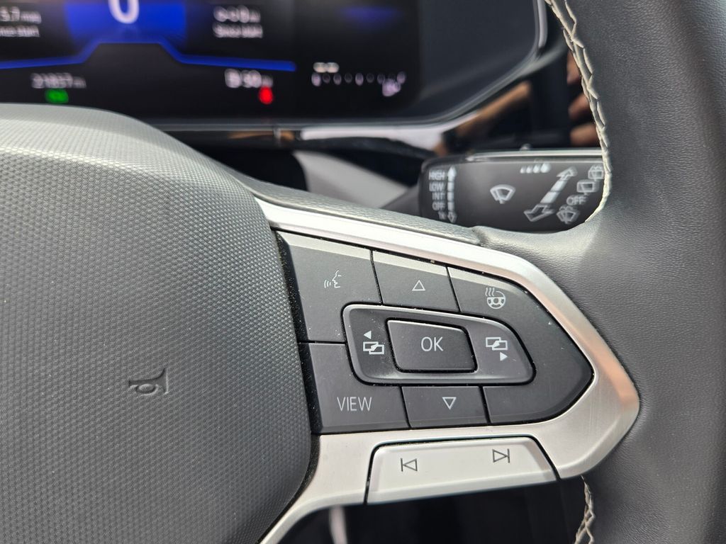 2024 Volkswagen Taos - $18,400