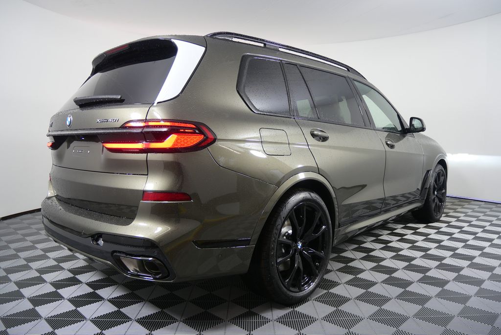 2026 BMW X7 xDrive40i 3