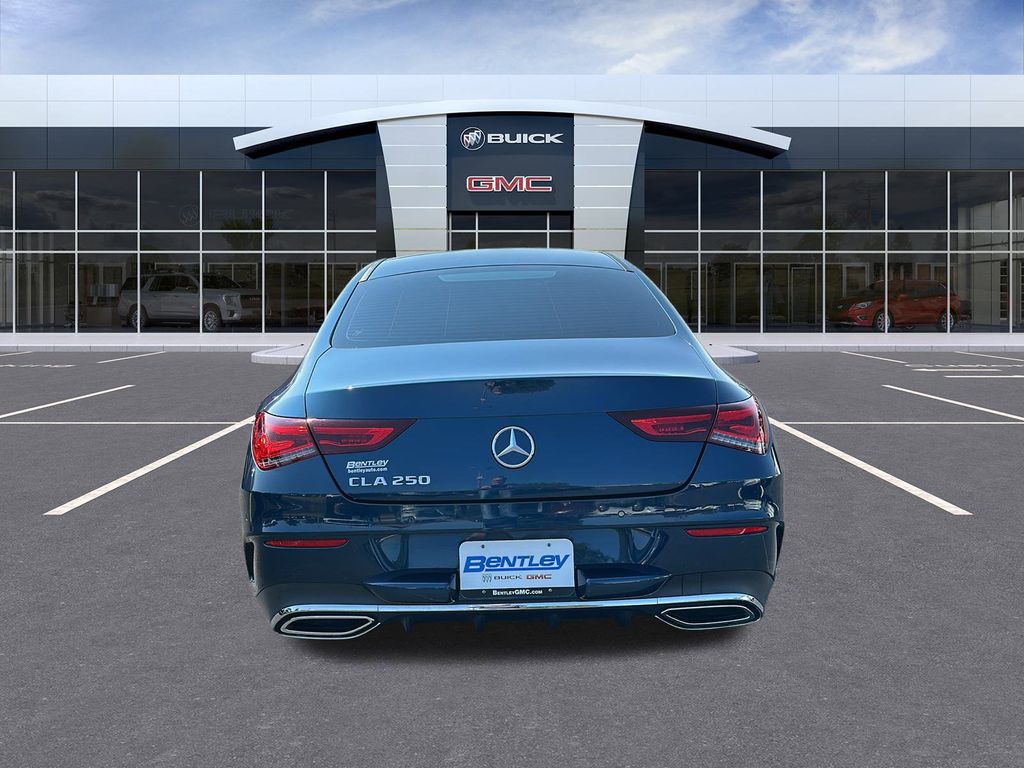 2023 Mercedes Benz CLA 250 photo 4