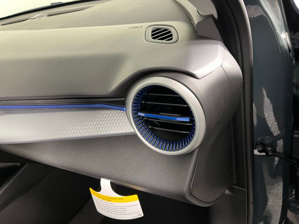 Thumbnail: 2025 Chevrolet Trax - 9