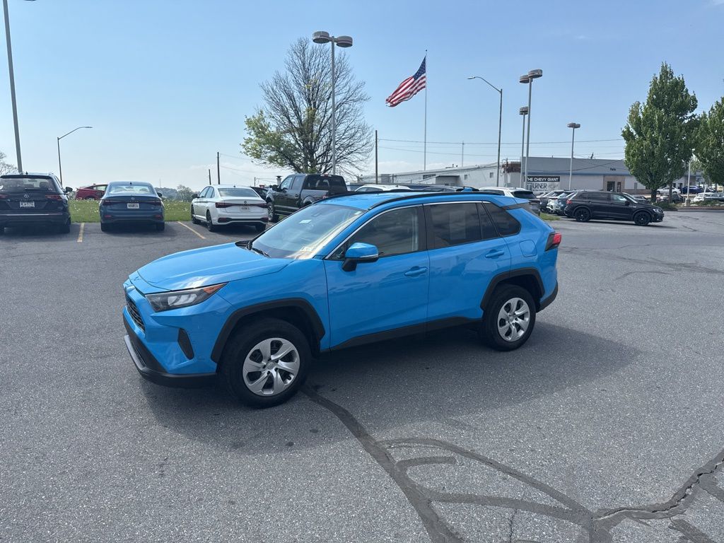 2019 Toyota RAV4 LE - 7