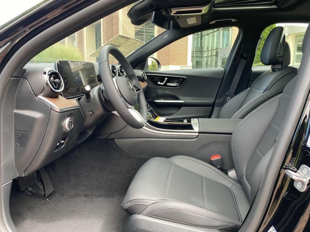 Thumbnail: 2024 Mercedes-Benz C-Class - 17