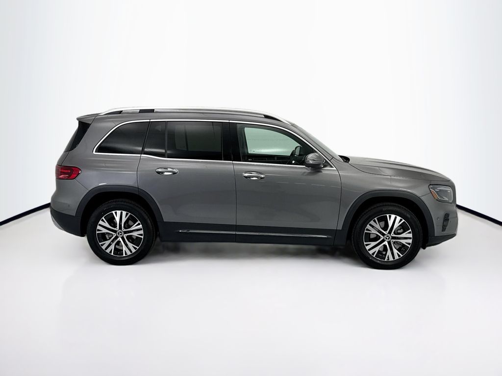Thumbnail: 2026 Mercedes-Benz GLB - 4