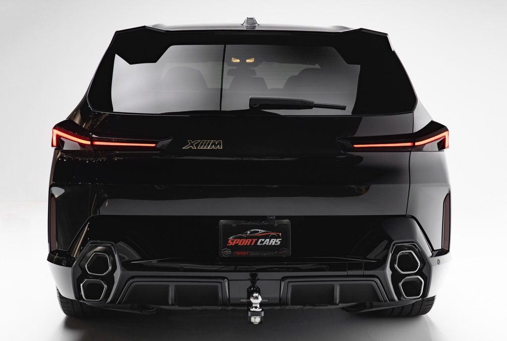 2023 BMW XM - Thumbnail 6