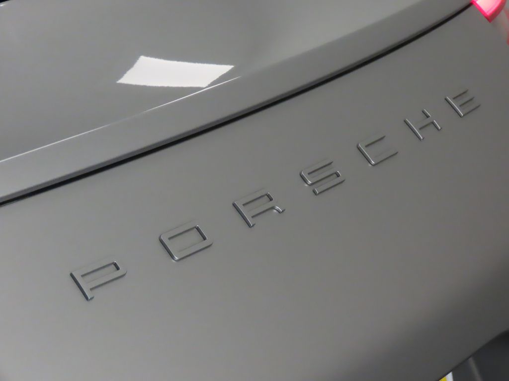 Thumbnail: 2017 Porsche 911 - 20