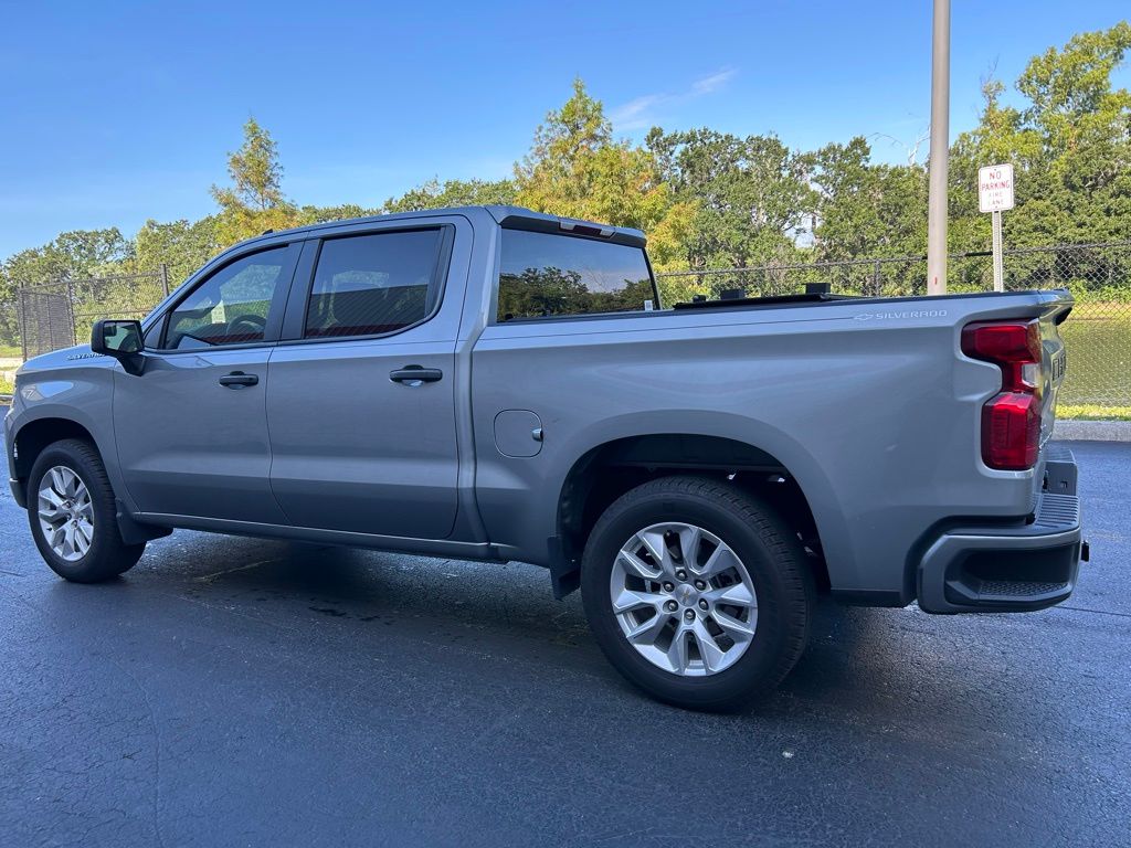 2024 Chevrolet Silverado 1500 Custom 3
