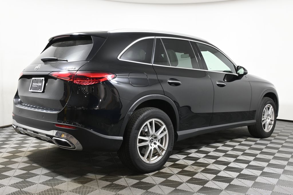 Thumbnail: 2023 Mercedes-Benz GLC - 7