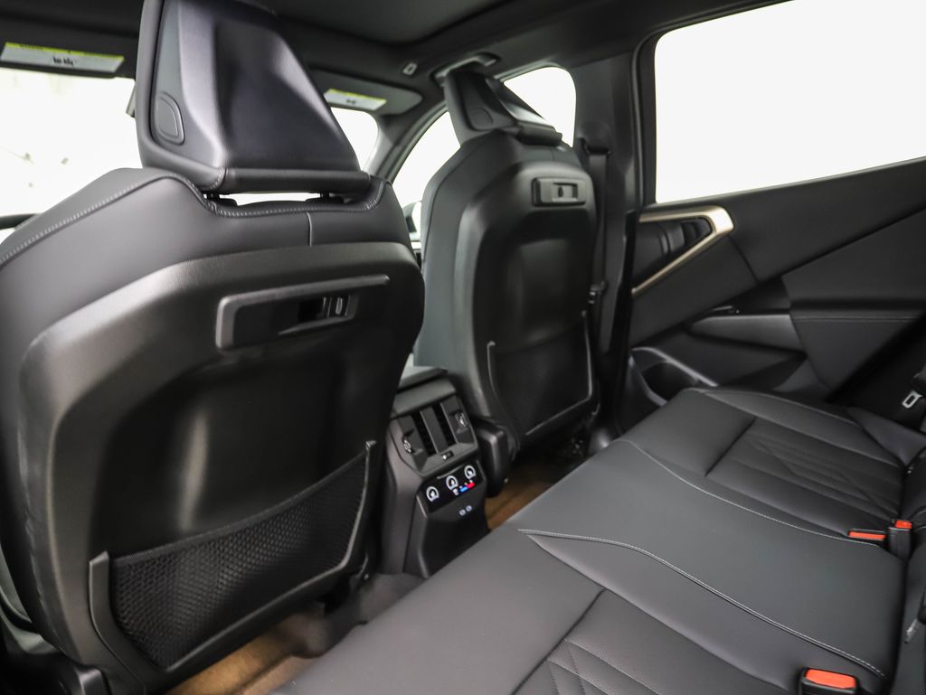 Thumbnail: 2025 BMW X3 - 19