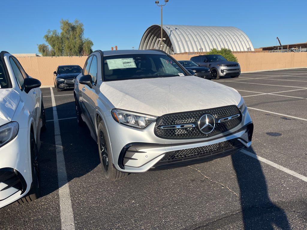 Thumbnail: 2026 Mercedes-Benz GLC - 3