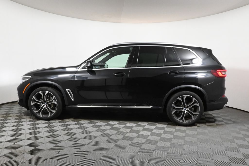 Thumbnail: 2023 BMW X5 - 2