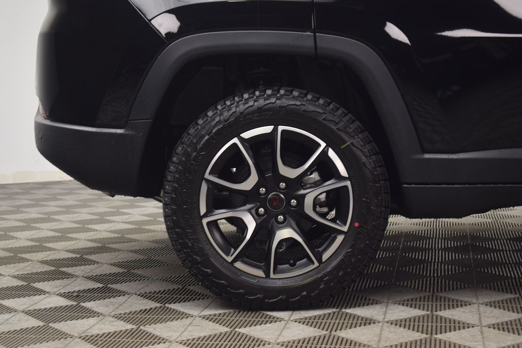new 2026 Jeep Compass car, priced at $33,136