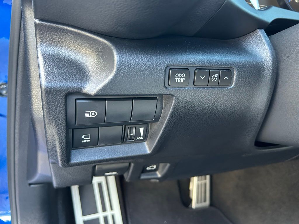 Thumbnail: 2025 Lexus IS - 19