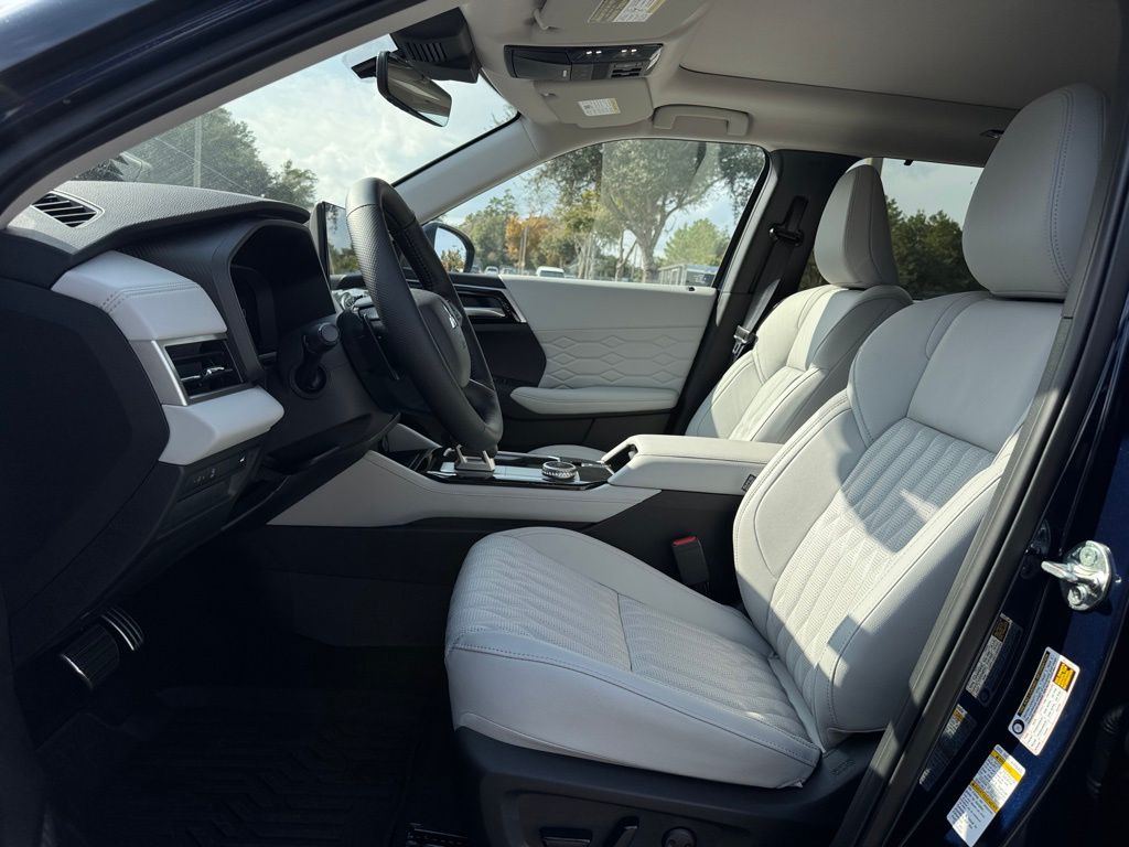 New 2026 Mitsubishi Outlander SUV