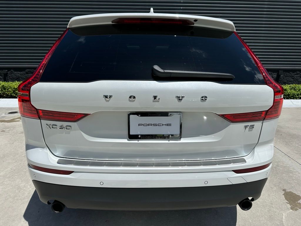 Thumbnail: 2021 Volvo XC60 - 11
