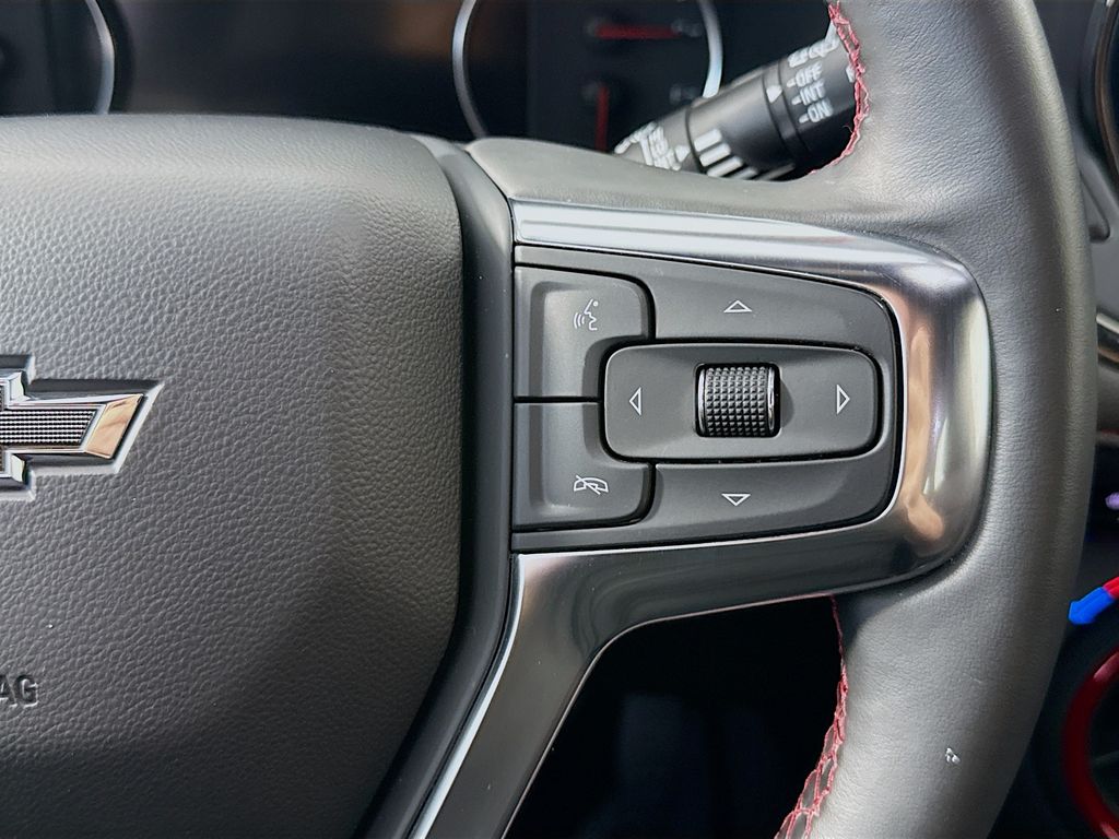 Thumbnail: 2025 Chevrolet Blazer - 12