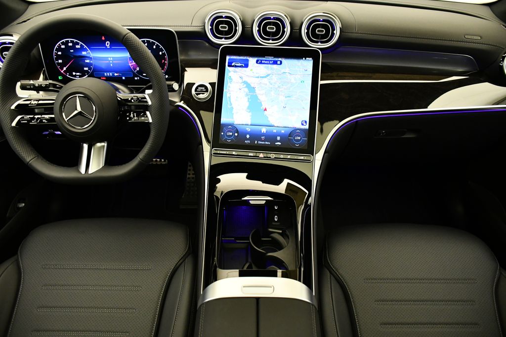 2025 Mercedes-Benz GLC 300 20