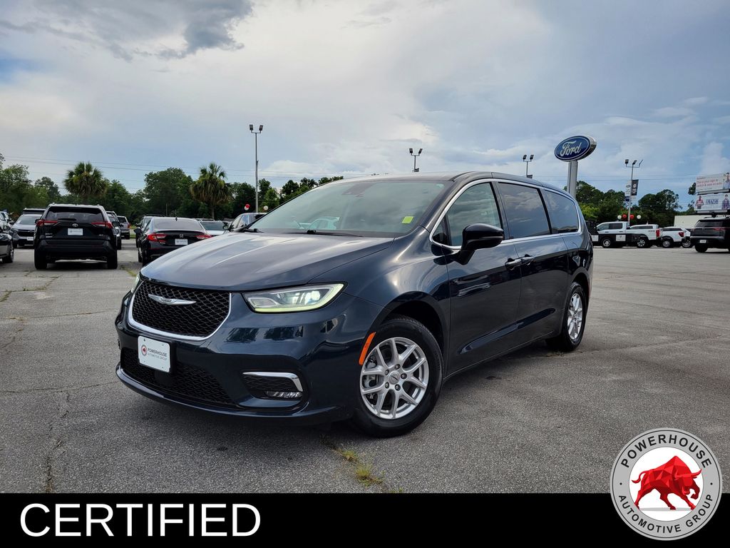 2023 Chrysler Pacifica Touring L FWD