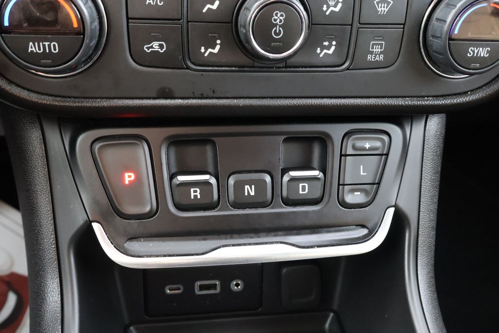 Thumbnail: 2019 GMC Terrain - 26