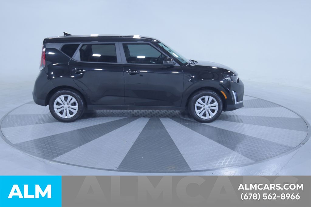 Used 2023 Black Kia LX image 86
