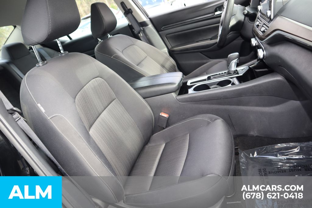 Used 2024 Black Nissan 2.5 SV image 25