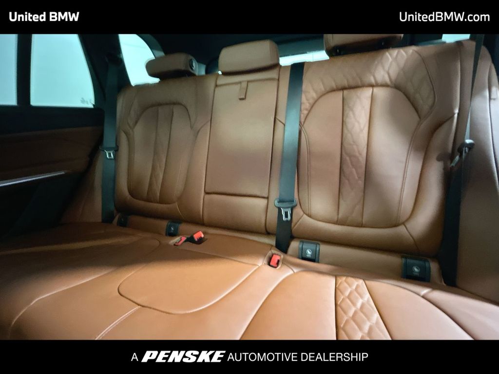 Thumbnail: 2026 BMW X5 - 21