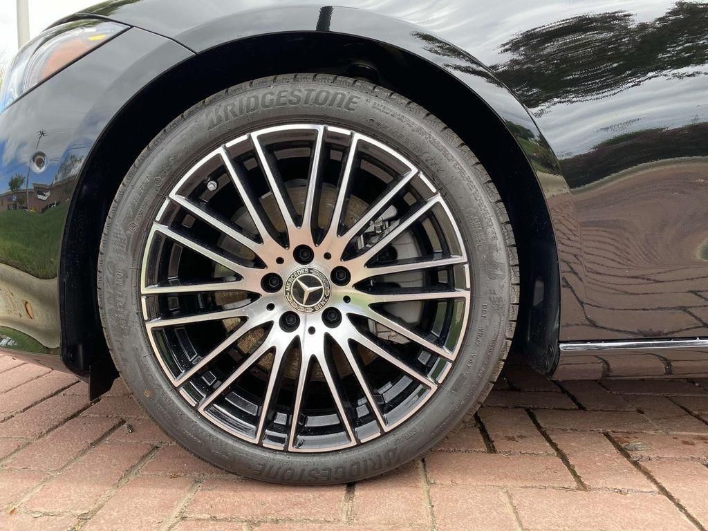 Thumbnail: 2024 Mercedes-Benz C-Class - 7