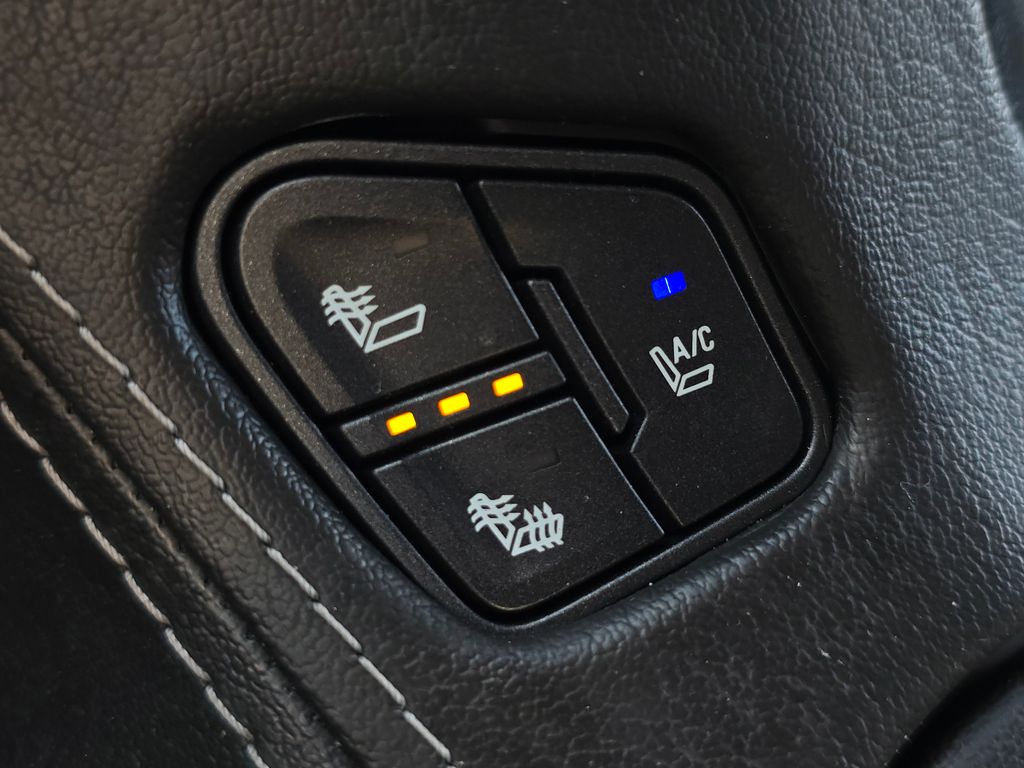 2015 Gmc Yukon XL Denali photo 26