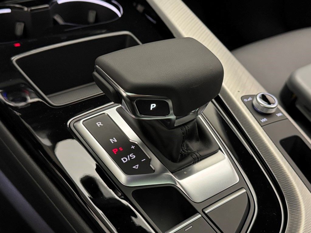 Thumbnail: 2025 Audi A5 - 29