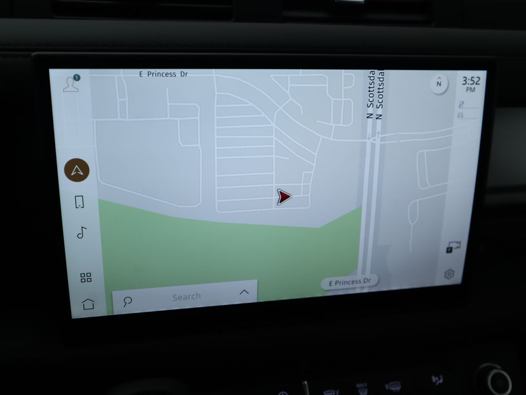 Thumbnail: 2025 Land Rover Defender - 15