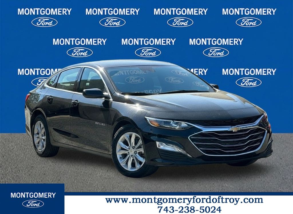 Mosaic Black Metallic 2024 Chevrolet Malibu Sedan Front-Wheel Drive Continuously Variable Transmission