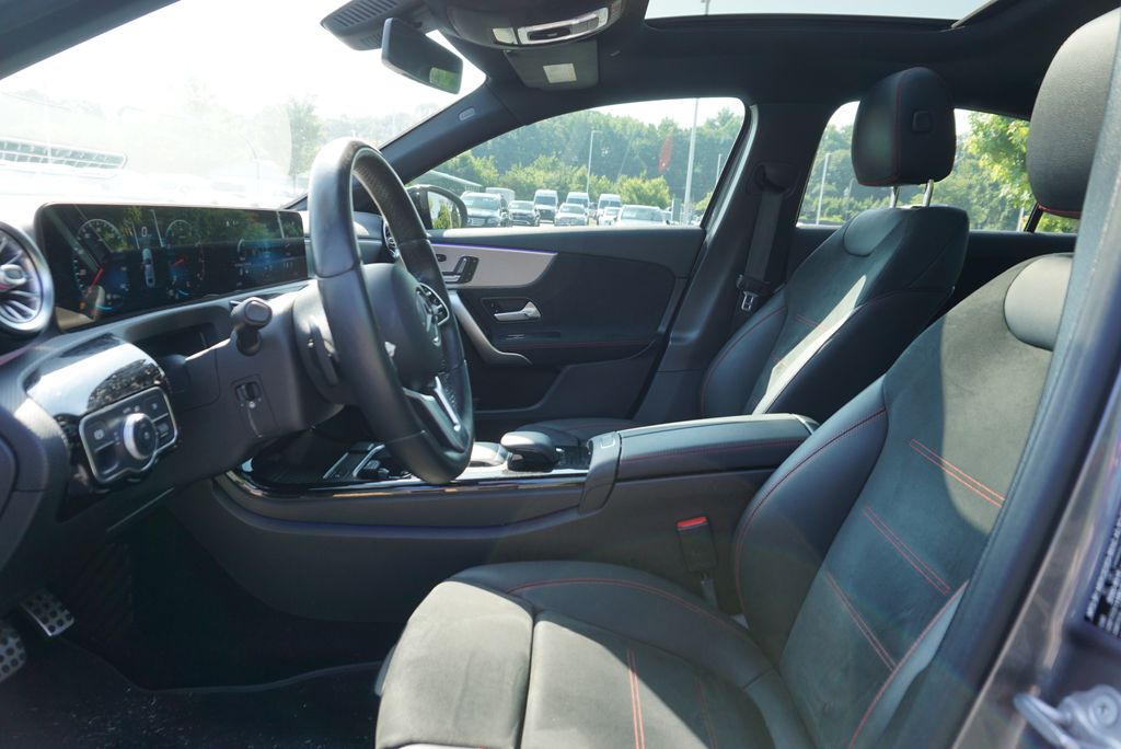 Thumbnail: 2021 Mercedes-Benz A-Class - 7