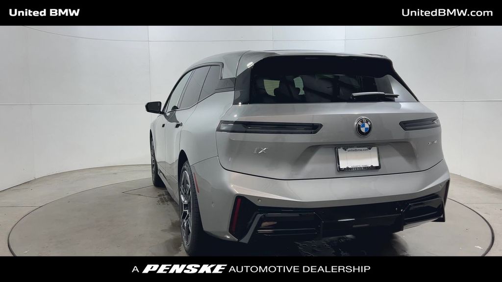 Thumbnail: 2026 BMW iX - 7