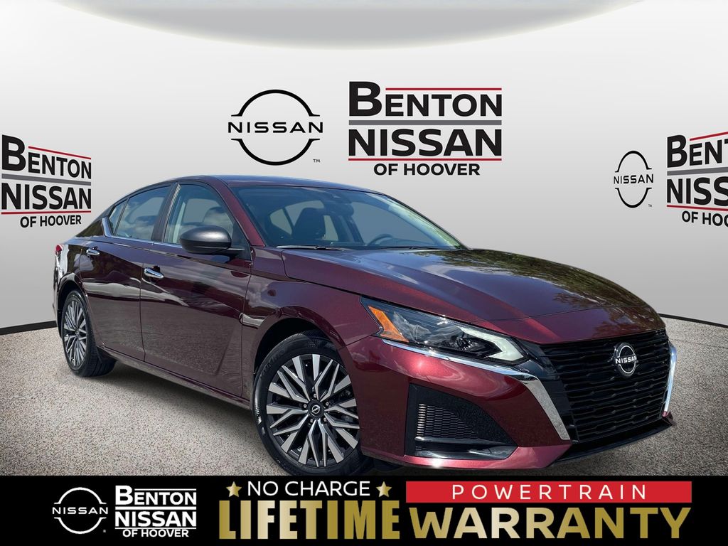2024 Nissan Altima 2.5 SV FWD