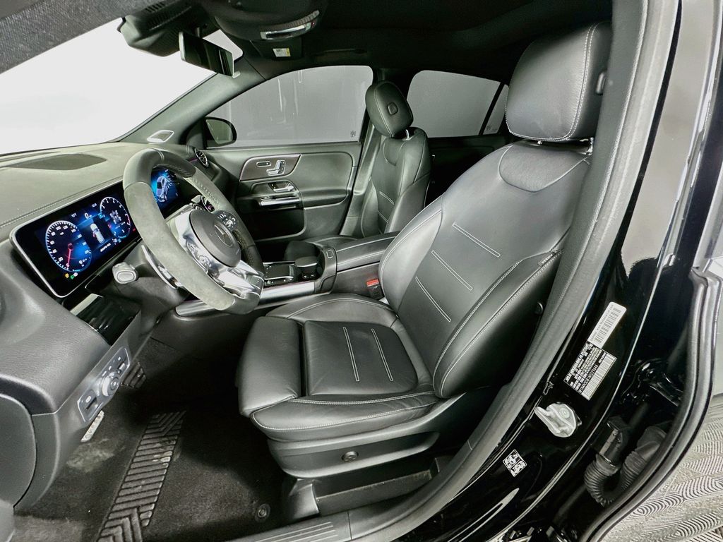 Thumbnail: 2021 Mercedes-Benz GLA - 21