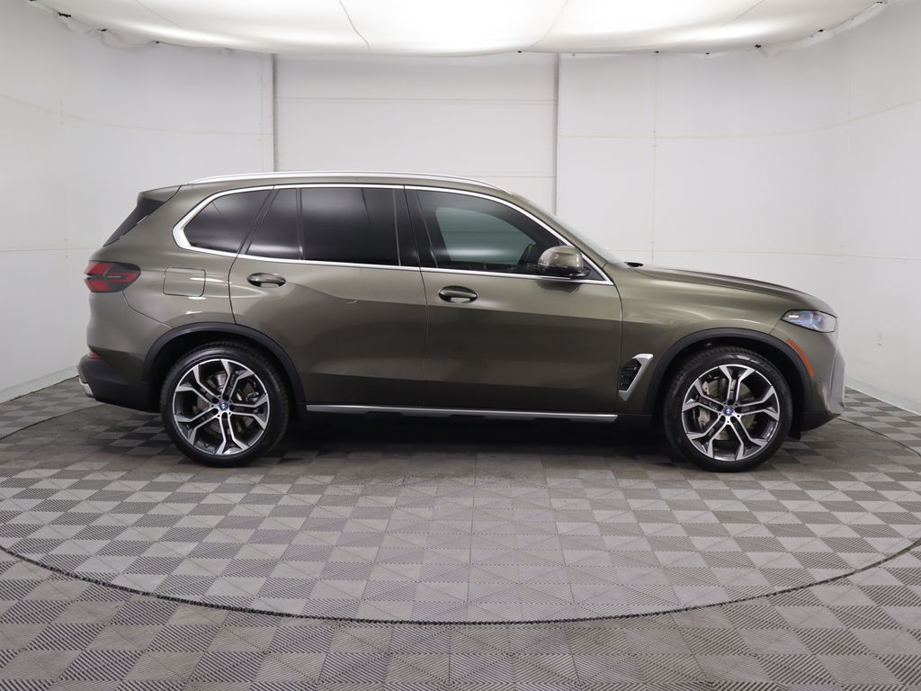 Thumbnail: 2024 BMW X5 - 4