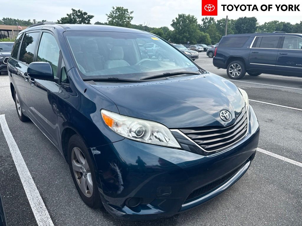 2011 Toyota Sienna 7-Passenger V6 FWD