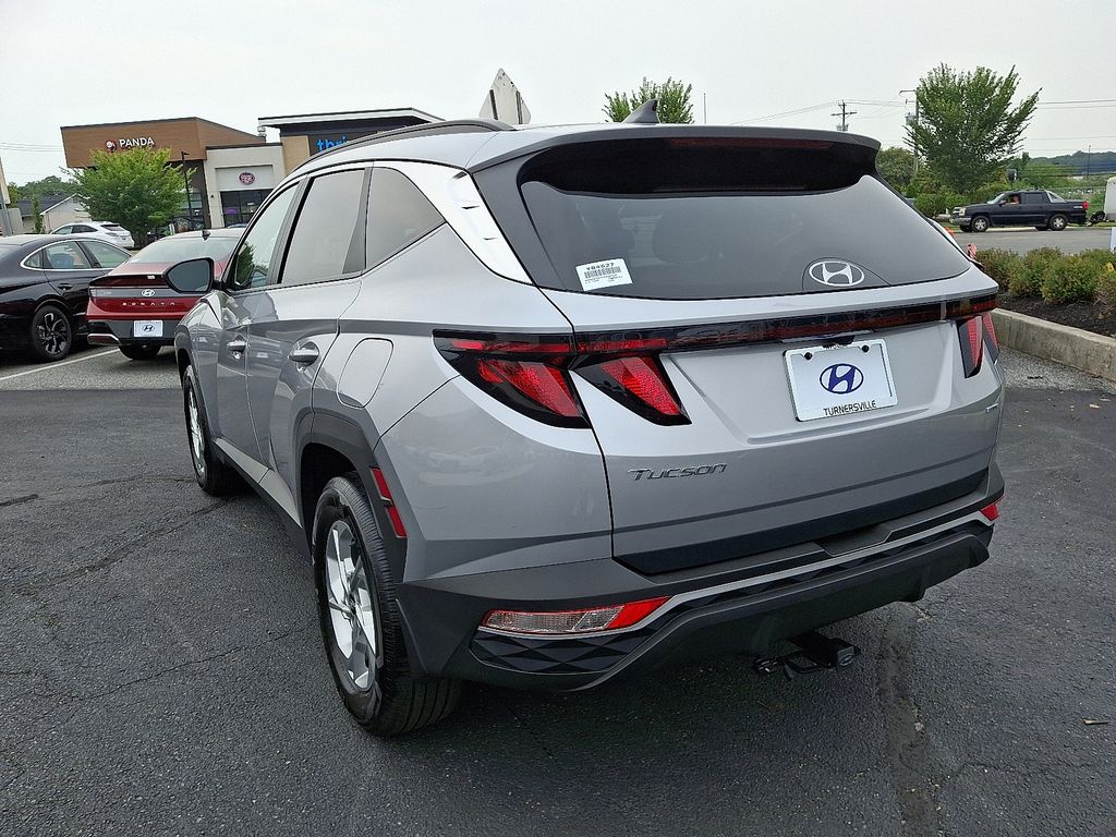Thumbnail: 2024 Hyundai Tucson - 4
